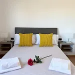 En La Montana Con Piscina En Fuerteventura Villa