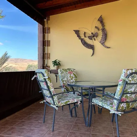 Feriehus En La Montana Con Piscina En Fuerteventura Gran Tarajal