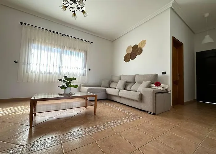 En La Montana Con Piscina En Fuerteventura *