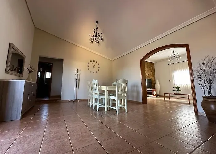 Villa En La Montana Con Piscina En Fuerteventura Gran Tarajal