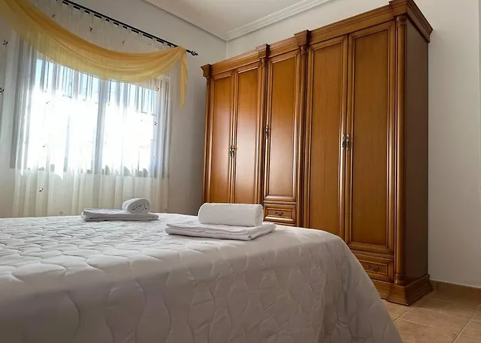 En La Montana Con Piscina En Fuerteventura Villa