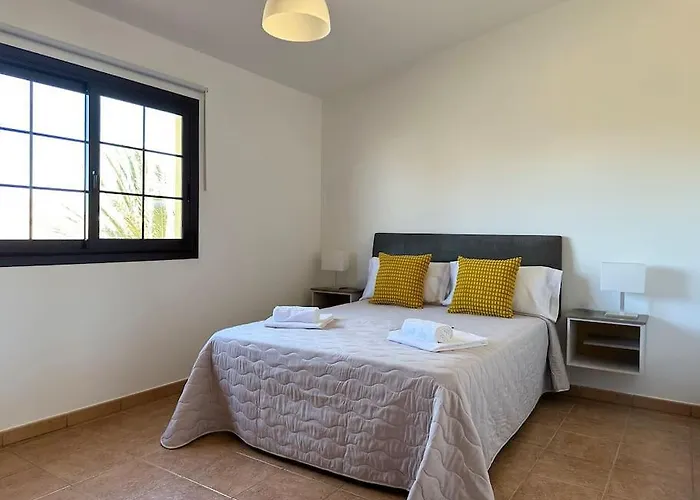 Villa En La Montana Con Piscina En Fuerteventura *